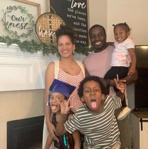 Meet your Posher, Raquel